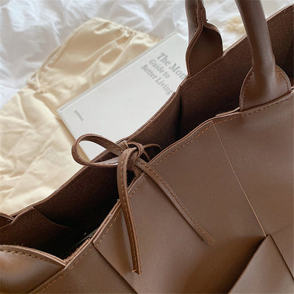 Naomi Medium Handle Bag