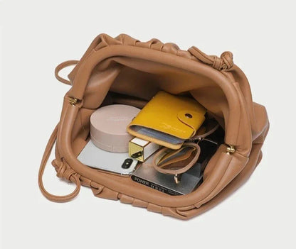 Small Ana Pouch Bag