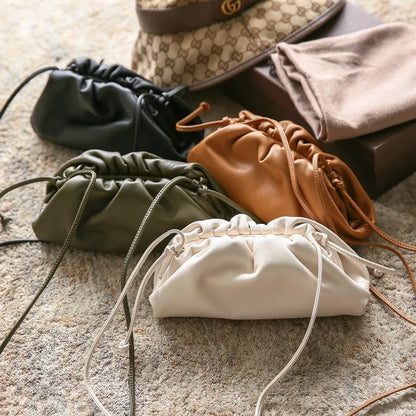 Small Ana Pouch Bag