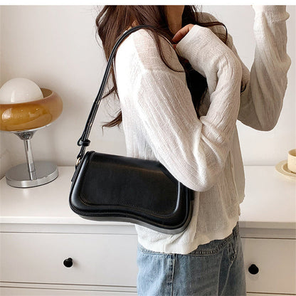 Joice Baguette Bag