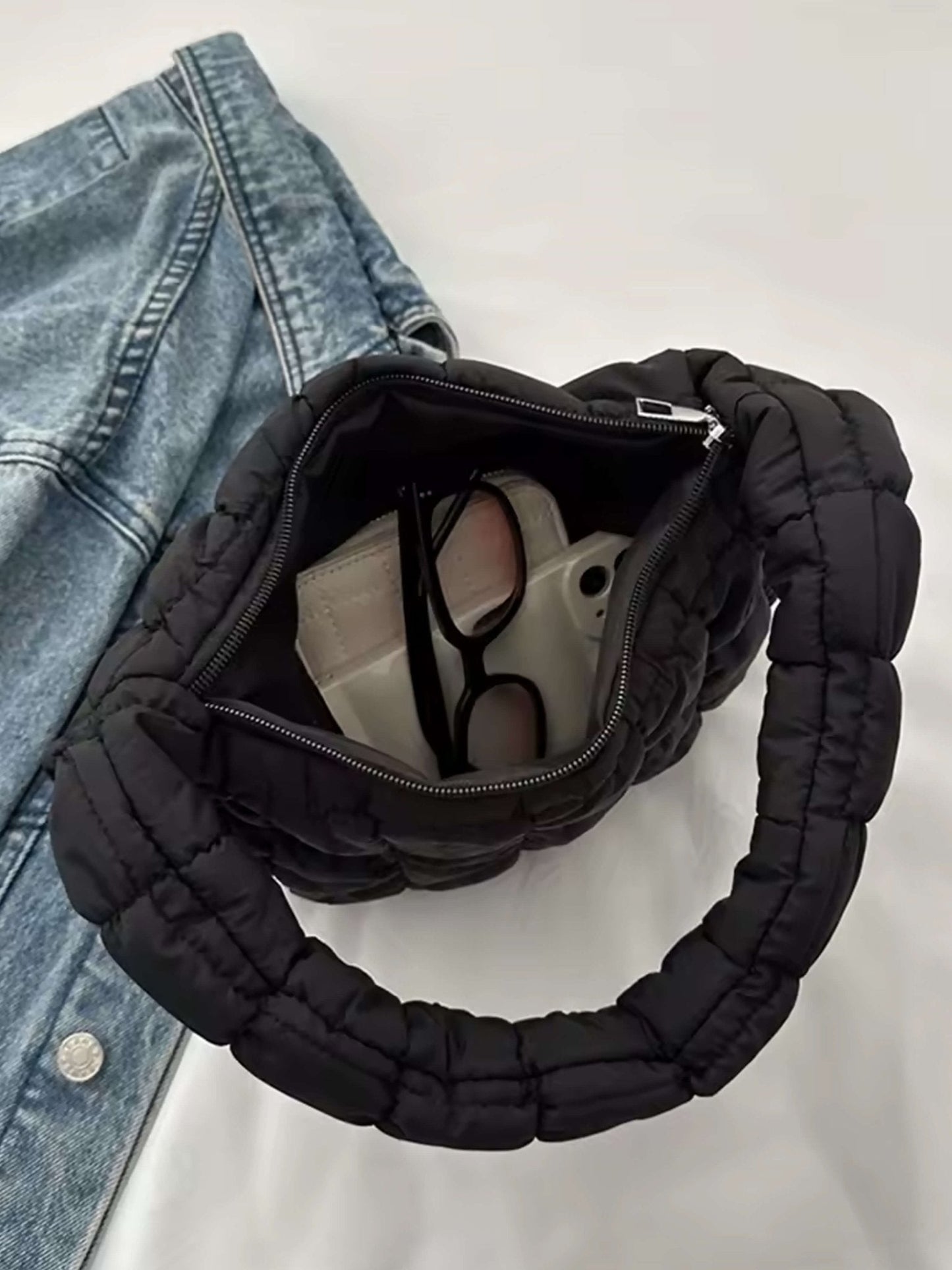 Cloudy Puffer Bag